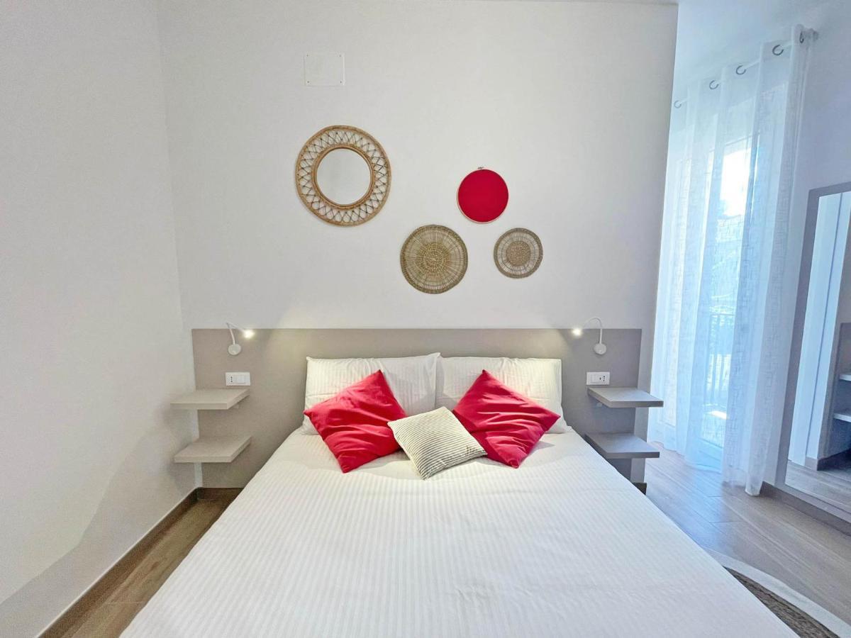 Affittacamere Casa Lilibet San Benedetto del Tronto Exteriör bild