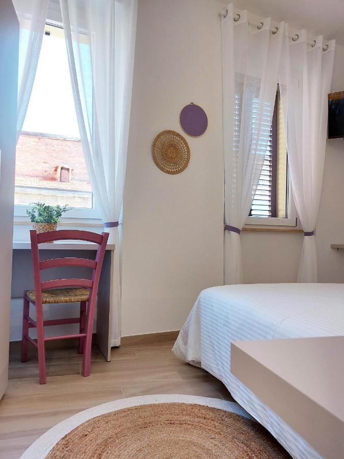 Affittacamere Casa Lilibet San Benedetto del Tronto Exteriör bild