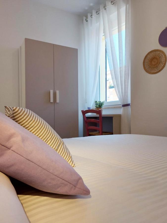 Affittacamere Casa Lilibet San Benedetto del Tronto Exteriör bild