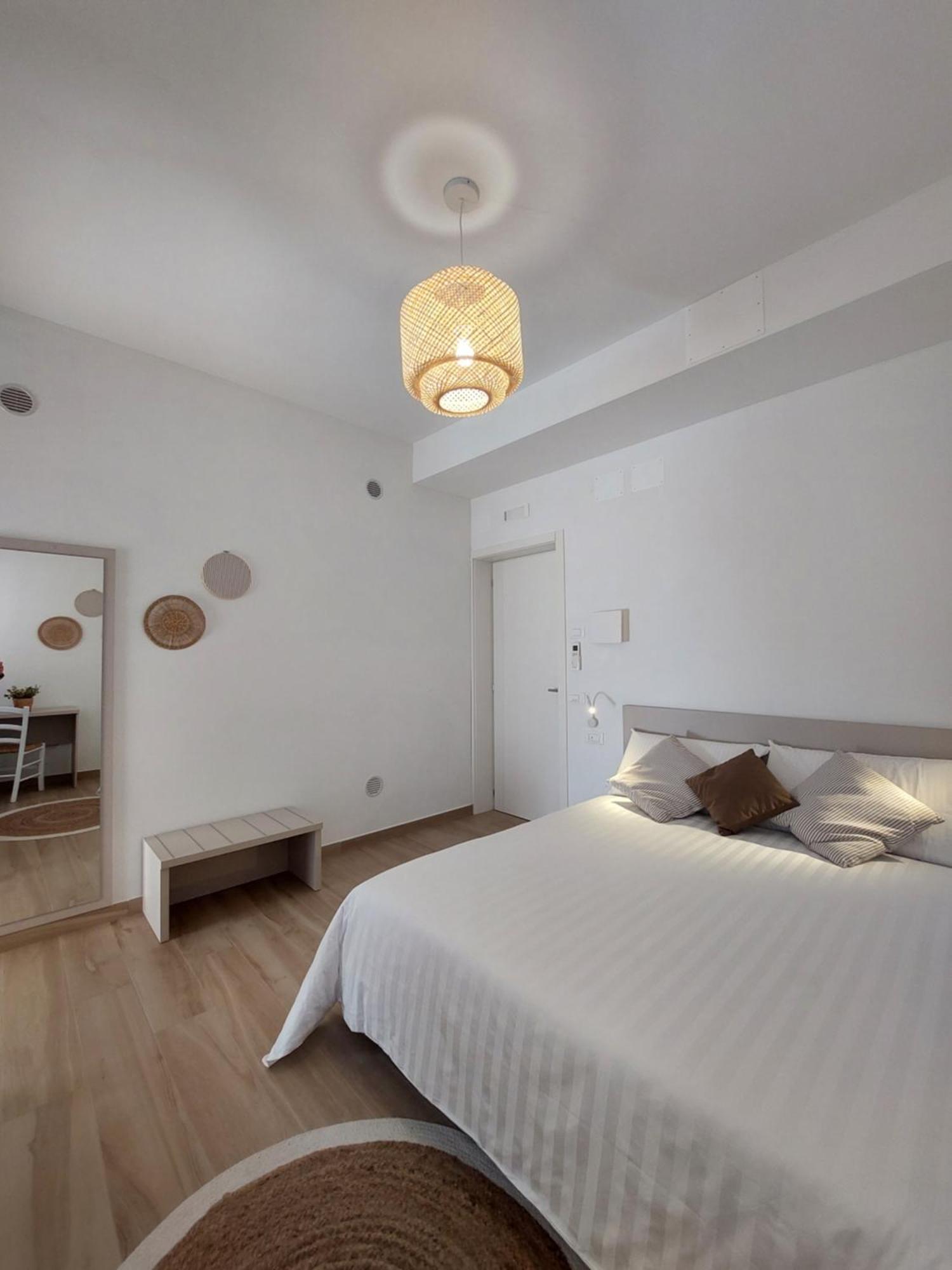 Affittacamere Casa Lilibet San Benedetto del Tronto Exteriör bild